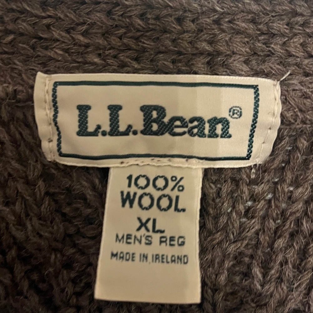 L.L. Bean Men's Chocolate Cable Knit vintage Cardigan - Picture 2 of 10